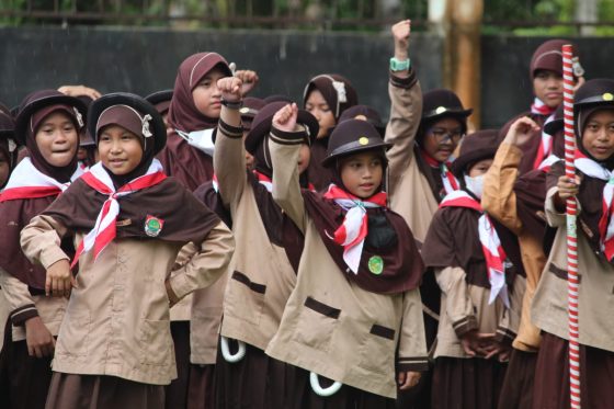 Membentuk Karakter Peserta Didik Cinta Lingkungan, SDIT Al-Mumtaz Laksanakan Mumtaz Camp