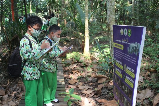 Outing School SDIT Al Mumtaz Pontianak: Menginspirasi Kecintaan Terhadap Pengetahuan dan Lingkungan